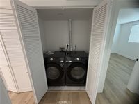 6709 Denny Ave, North Hollywood, CA 91606