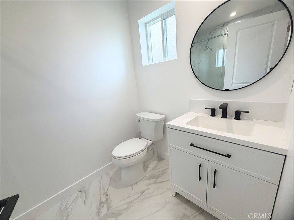 6709 Denny Ave, North Hollywood, CA 91606