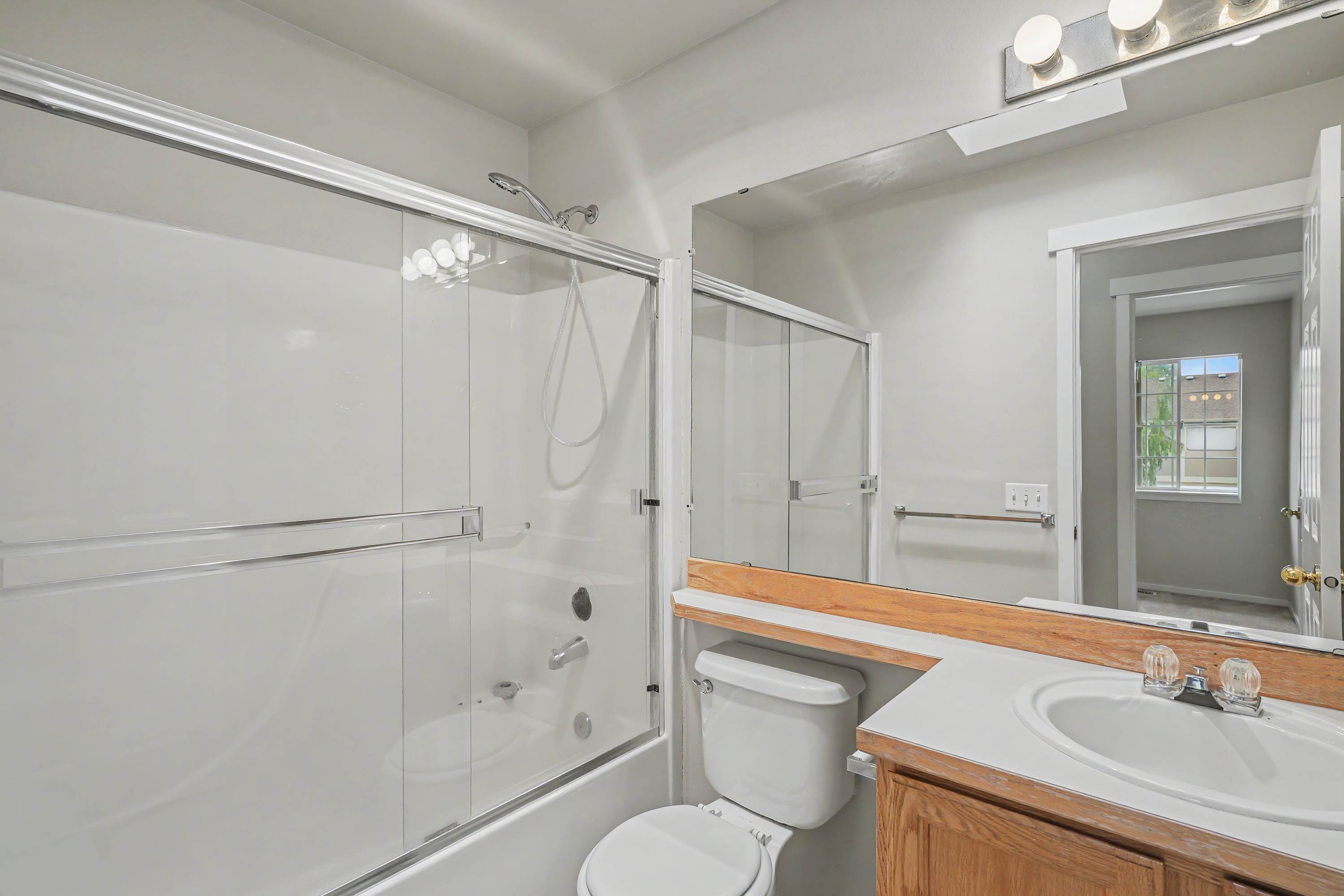 1421 Rooklidge St., DuPont, WA 98327