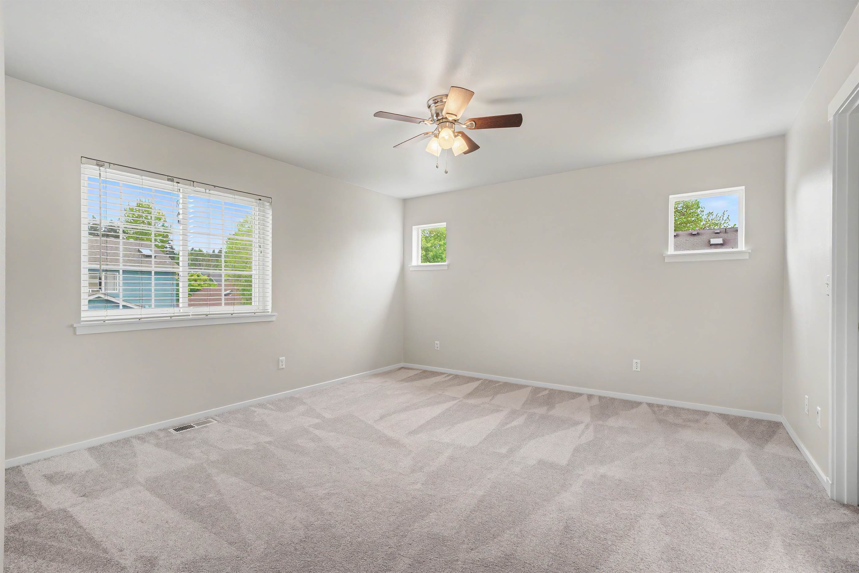 1421 Rooklidge St., DuPont, WA 98327