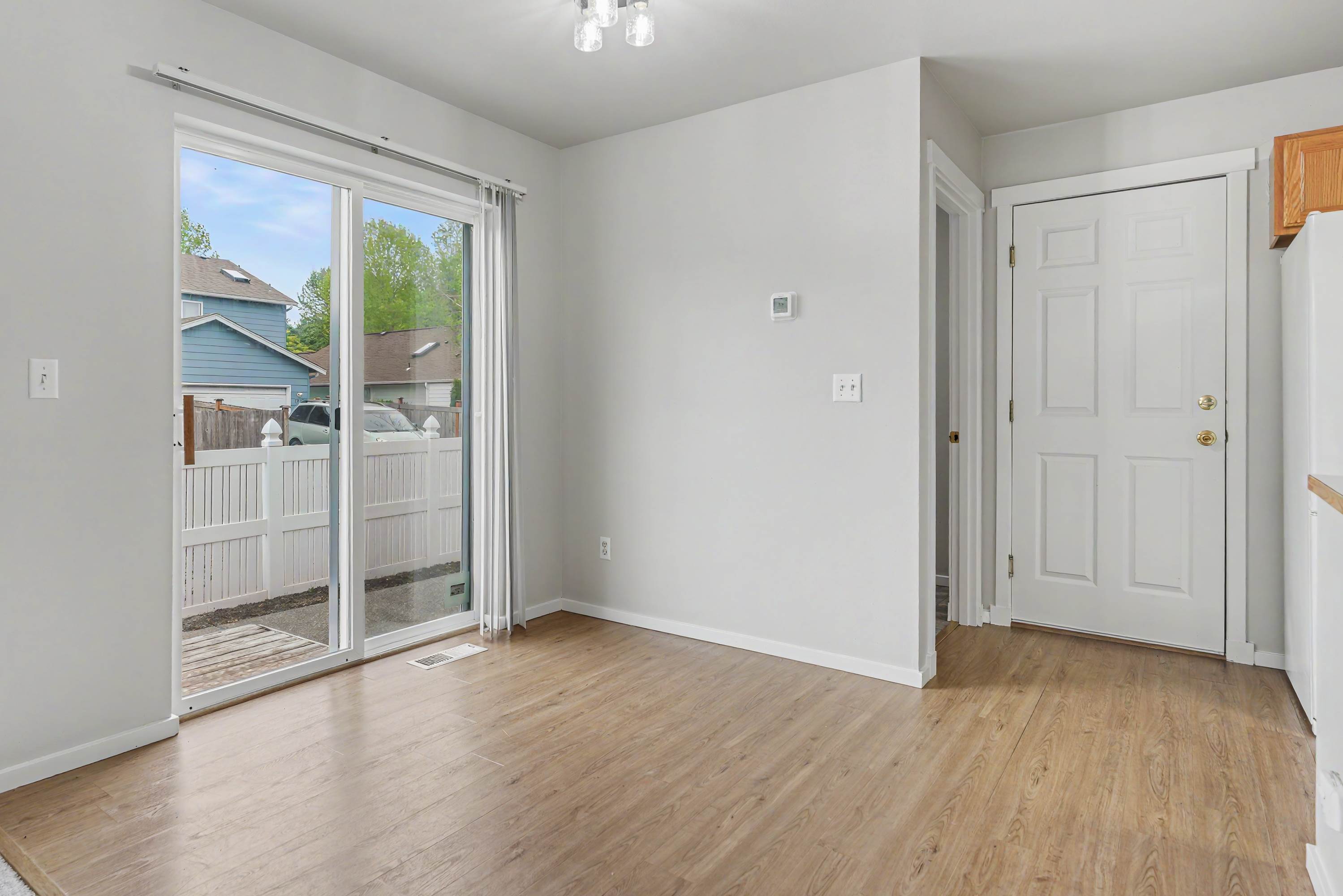 1421 Rooklidge St., DuPont, WA 98327