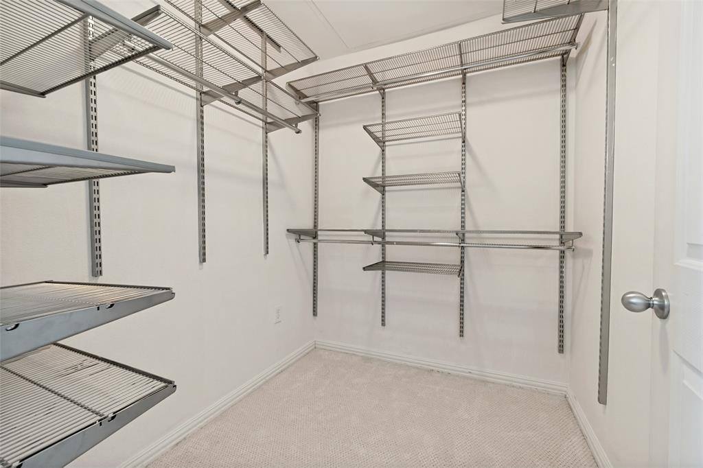 2305 Worthington Street, Dallas, TX 75204