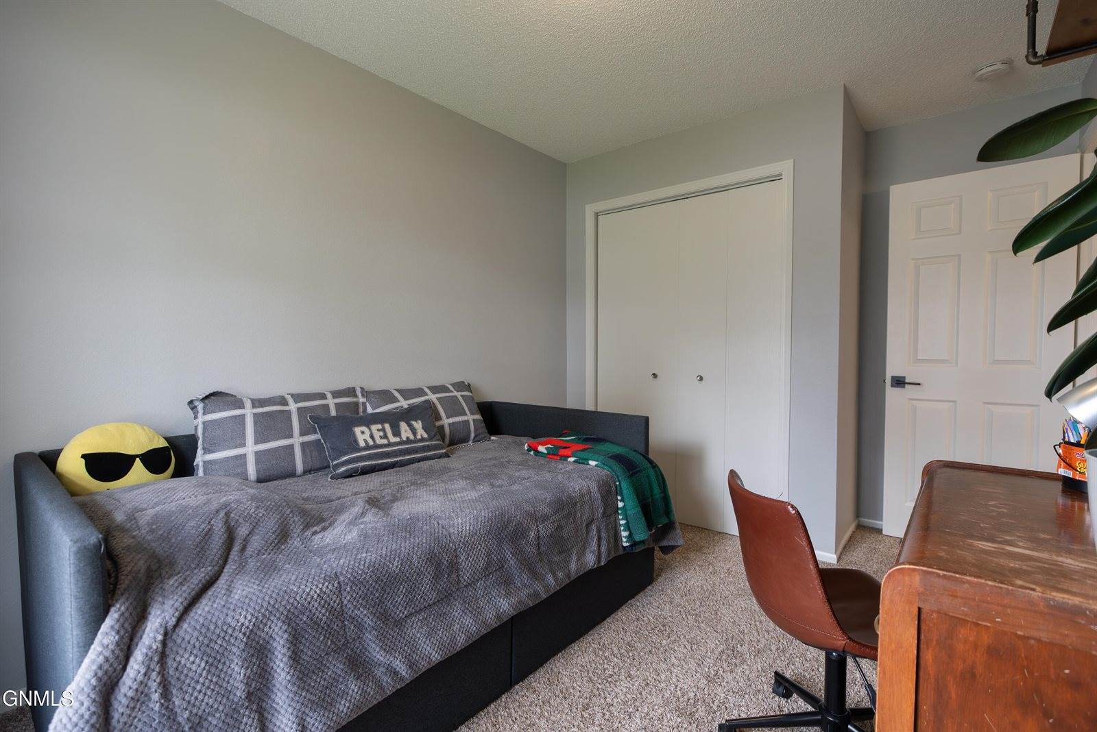 70 Stanley Drive, Bismarck, ND 58504