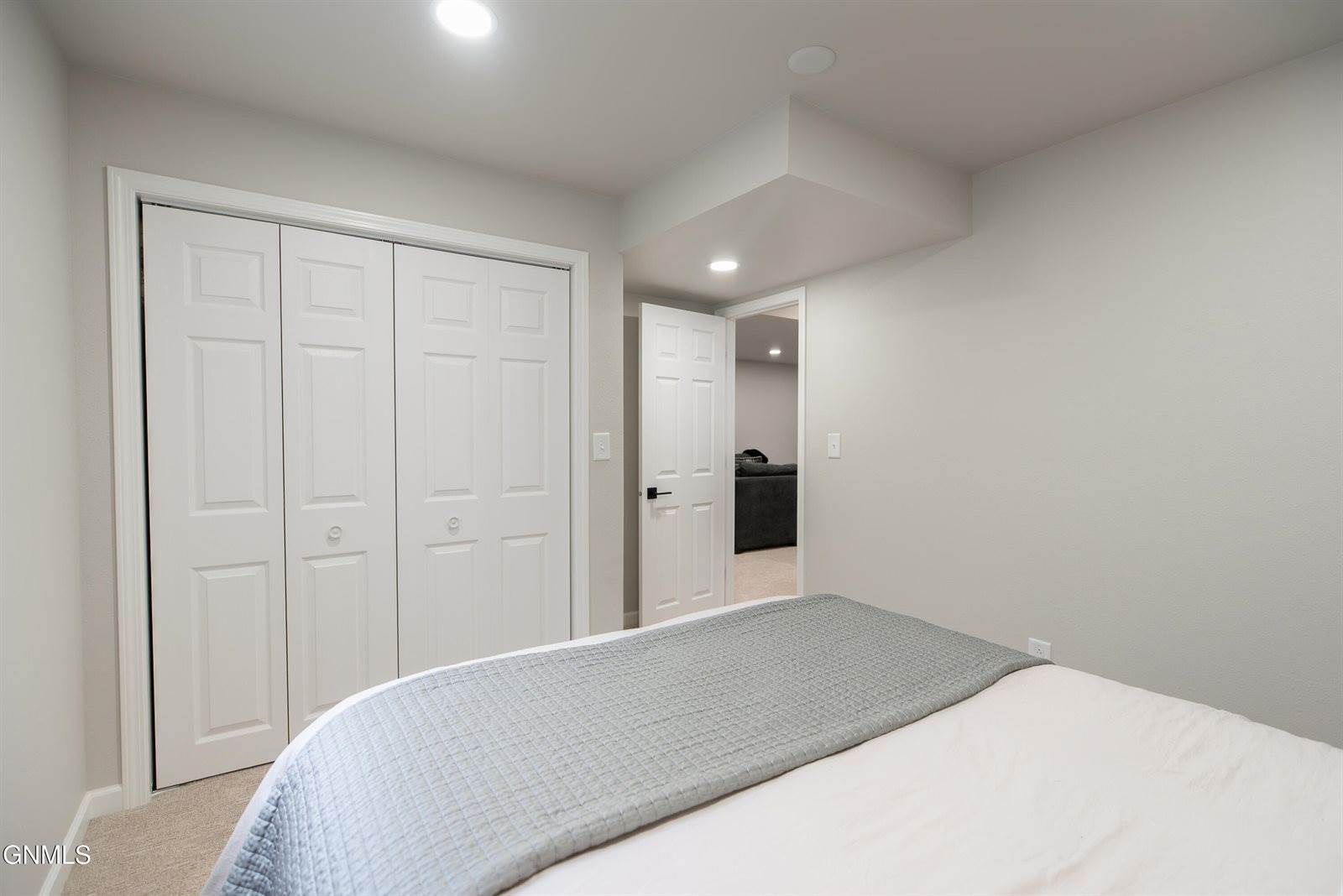 70 Stanley Drive, Bismarck, ND 58504