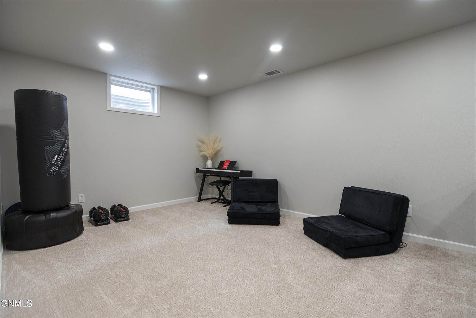 70 Stanley Drive, Bismarck, ND 58504