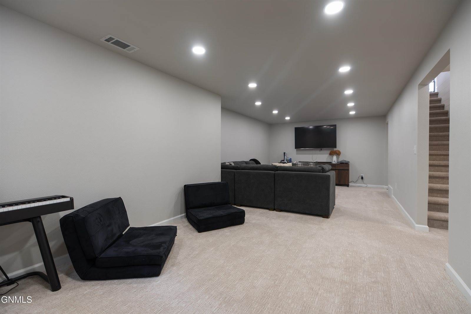 70 Stanley Drive, Bismarck, ND 58504