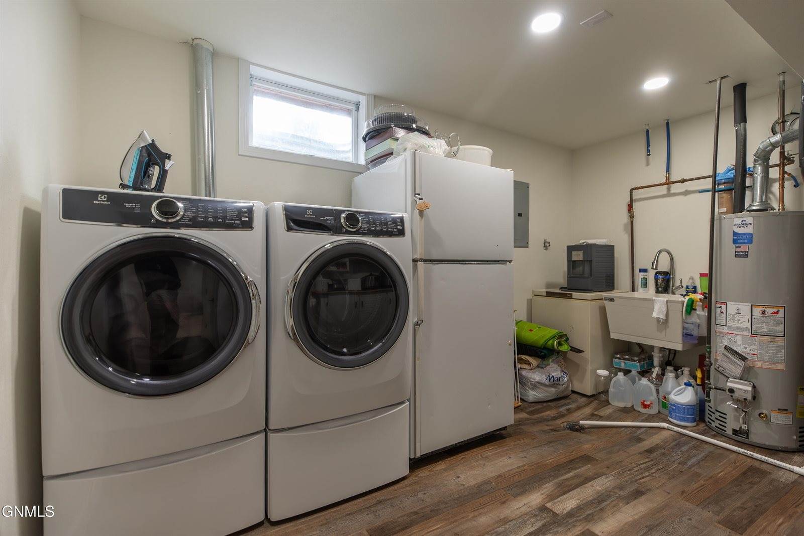 70 Stanley Drive, Bismarck, ND 58504