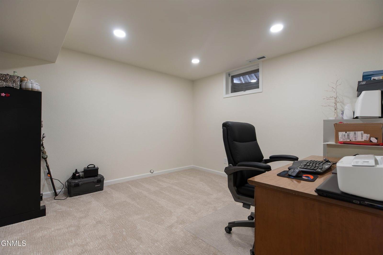 70 Stanley Drive, Bismarck, ND 58504