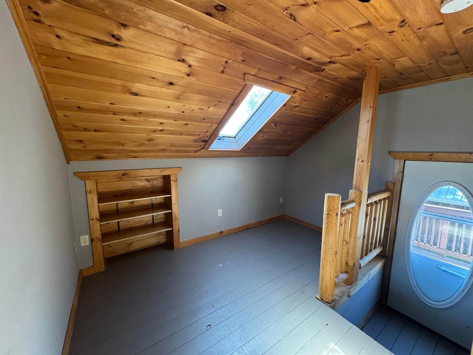 202 1st Street NW, Hinckley, MN 55037