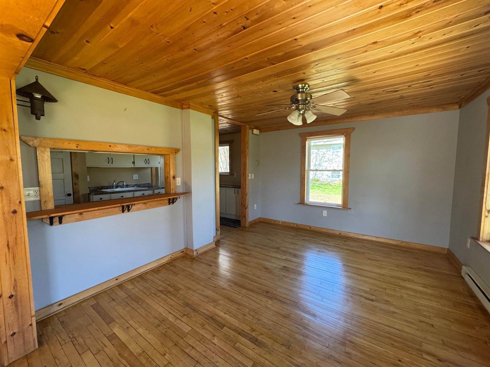 202 1st Street NW, Hinckley, MN 55037
