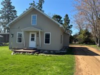 202 1st Street NW, Hinckley, MN 55037