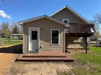 202 1st Street NW, Hinckley, MN 55037