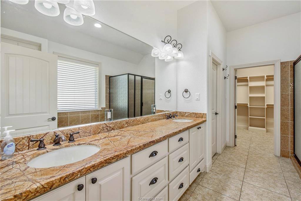 15701 Timber Creek Lane, College Station, TX 77845