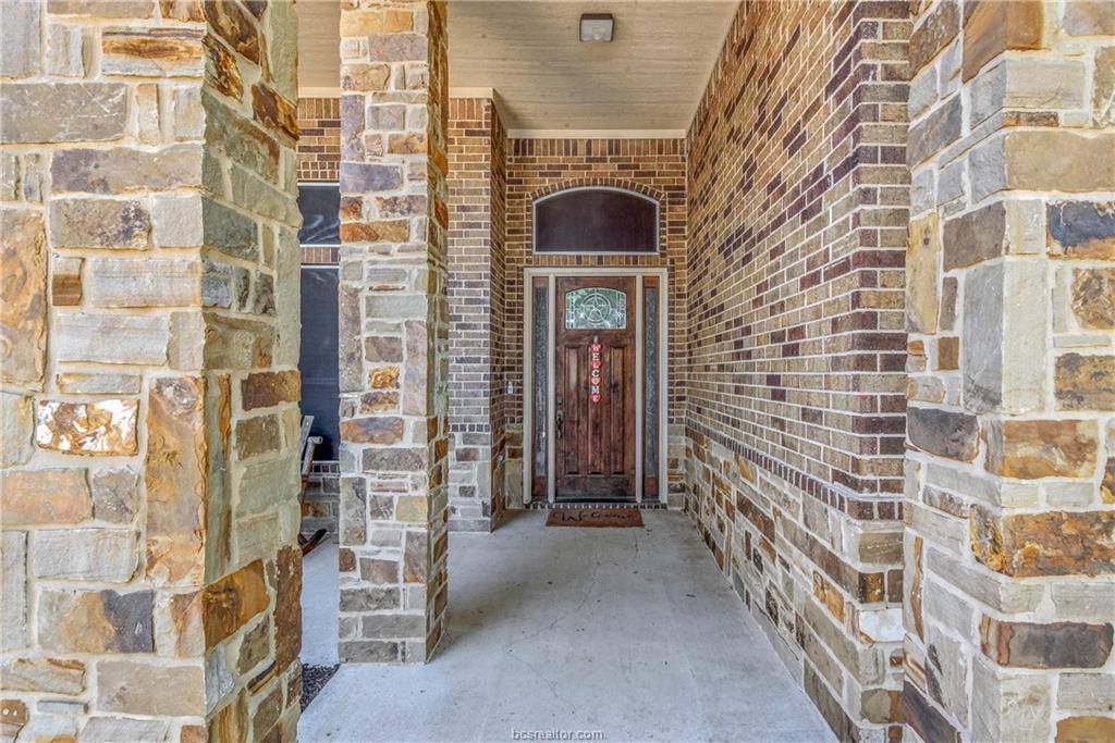 15701 Timber Creek Lane, College Station, TX 77845