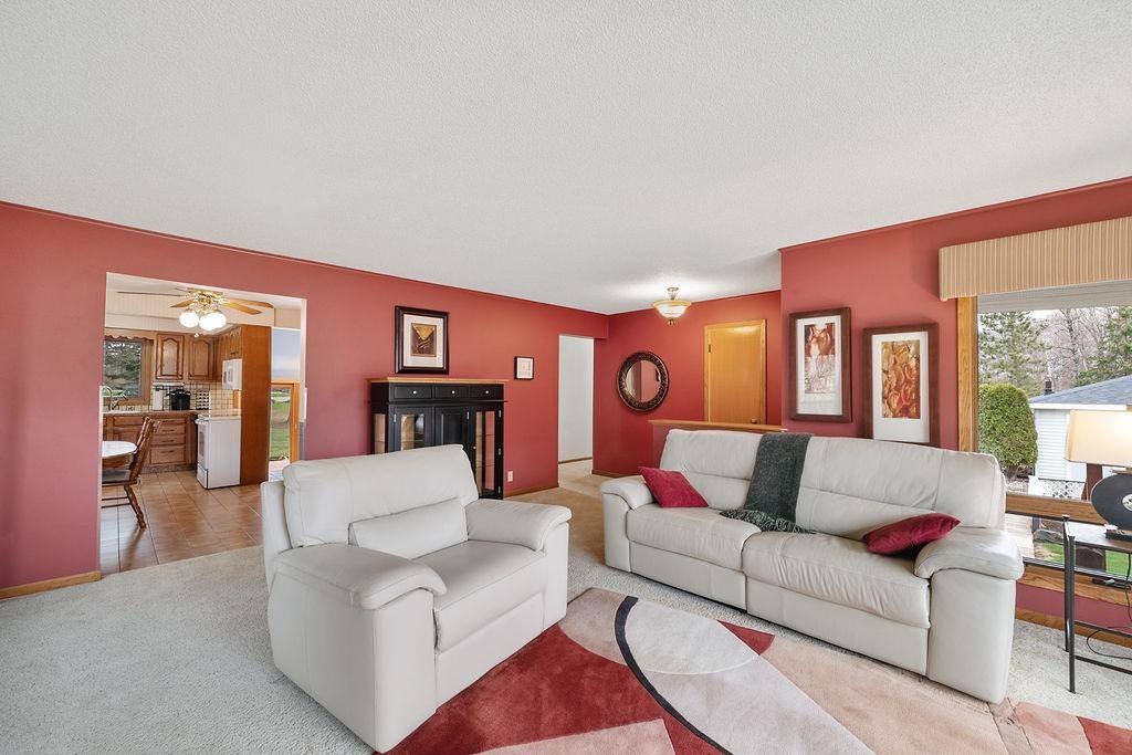 177 Wagon Road, Esko, MN 55733