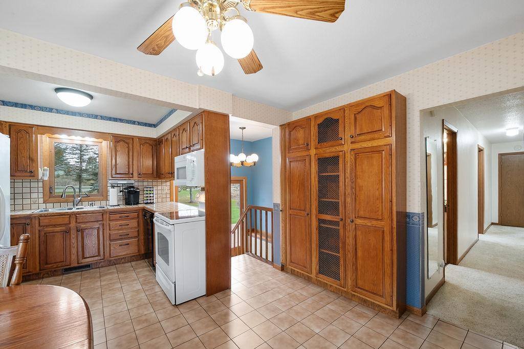 177 Wagon Road, Esko, MN 55733