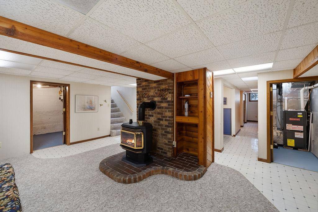 177 Wagon Road, Esko, MN 55733