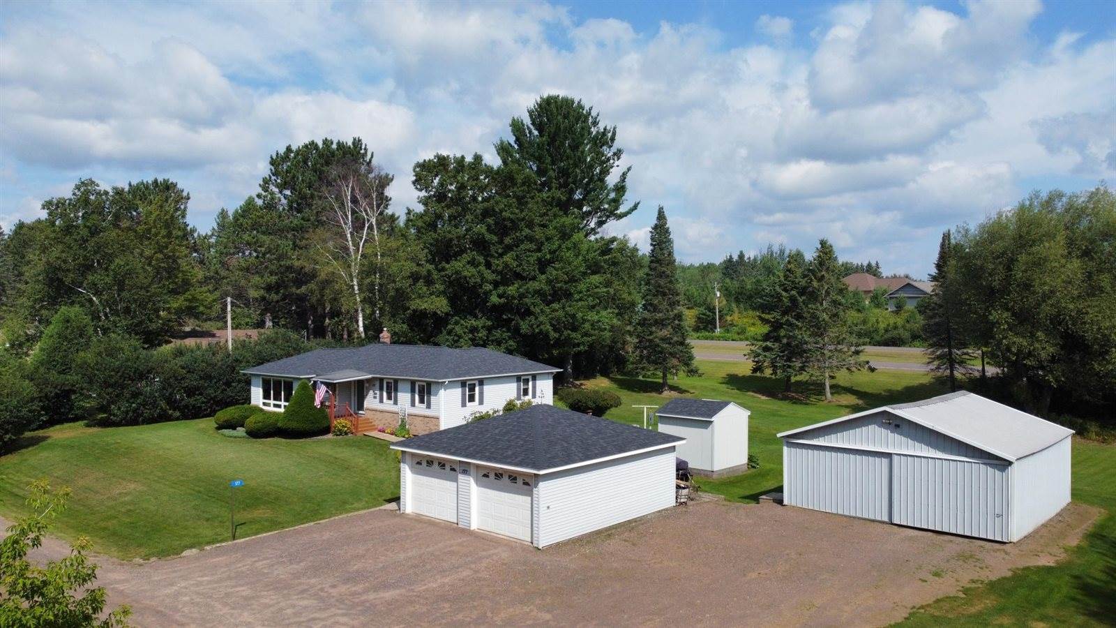 177 Wagon Road, Esko, MN 55733