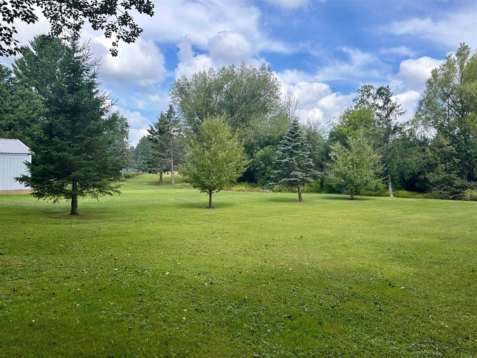 177 Wagon Road, Esko, MN 55733