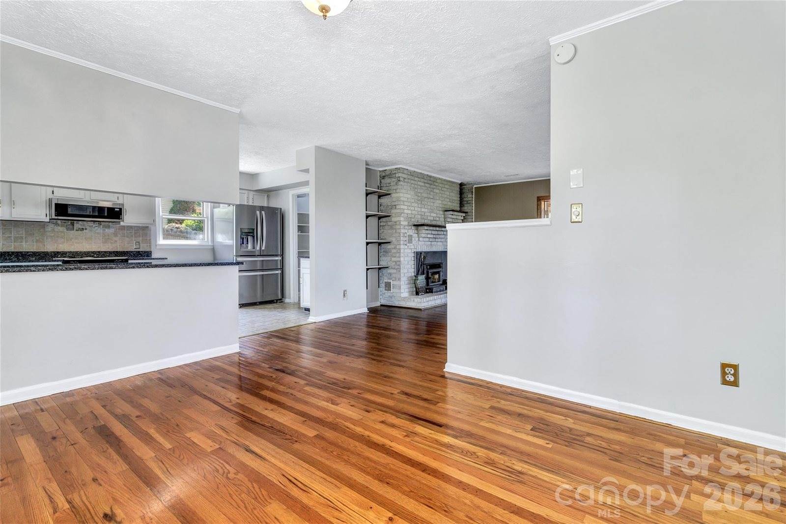 38 Chadwick Wade Drive, Asheville, NC 28804