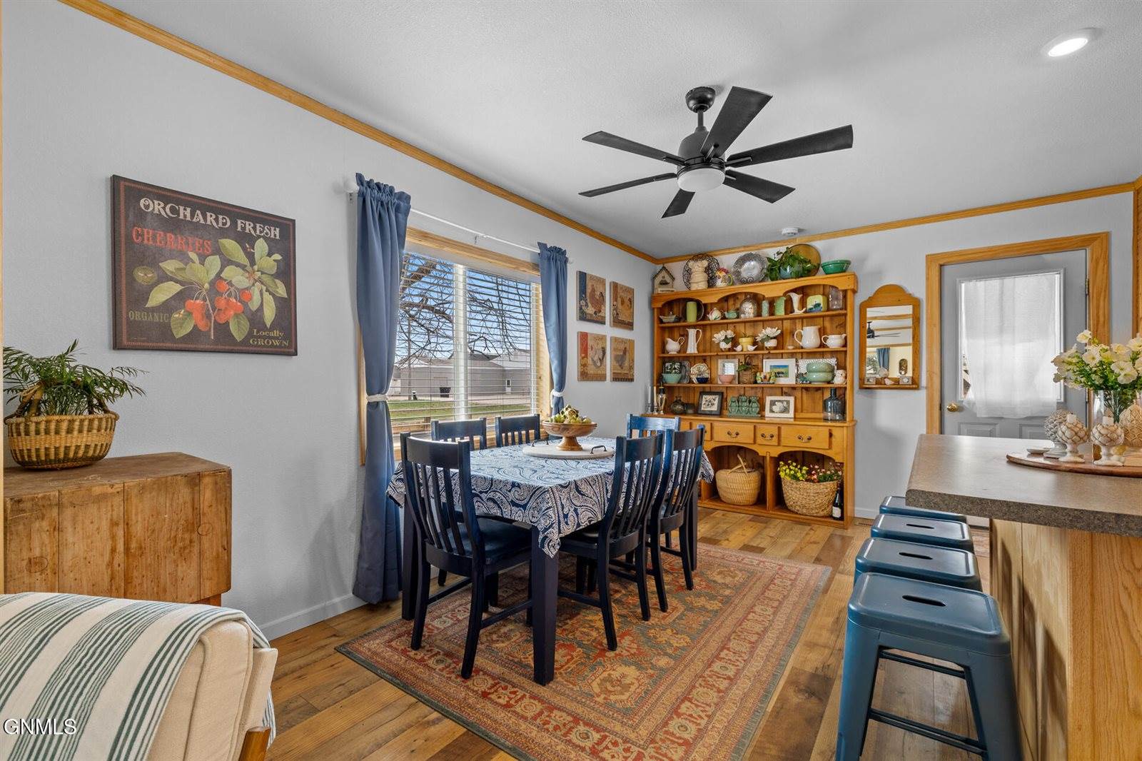 801 3rd Avenue West, Williston, ND 58801