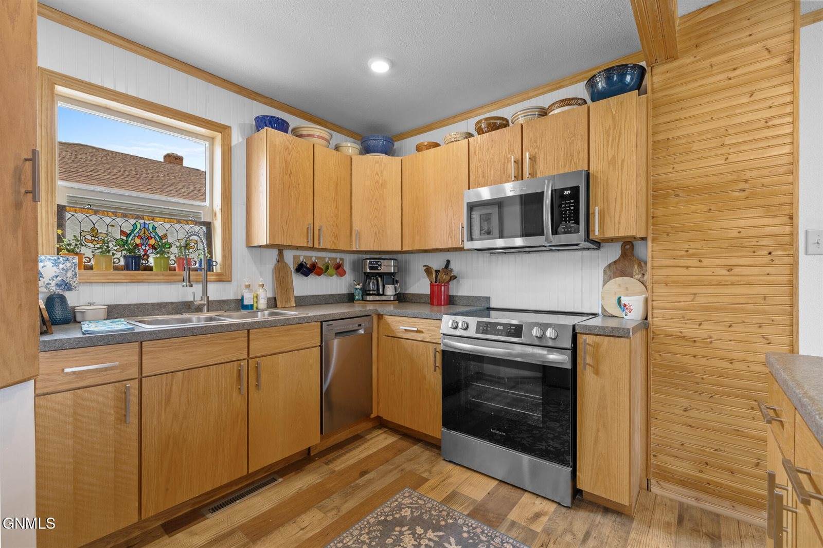 801 3rd Avenue West, Williston, ND 58801