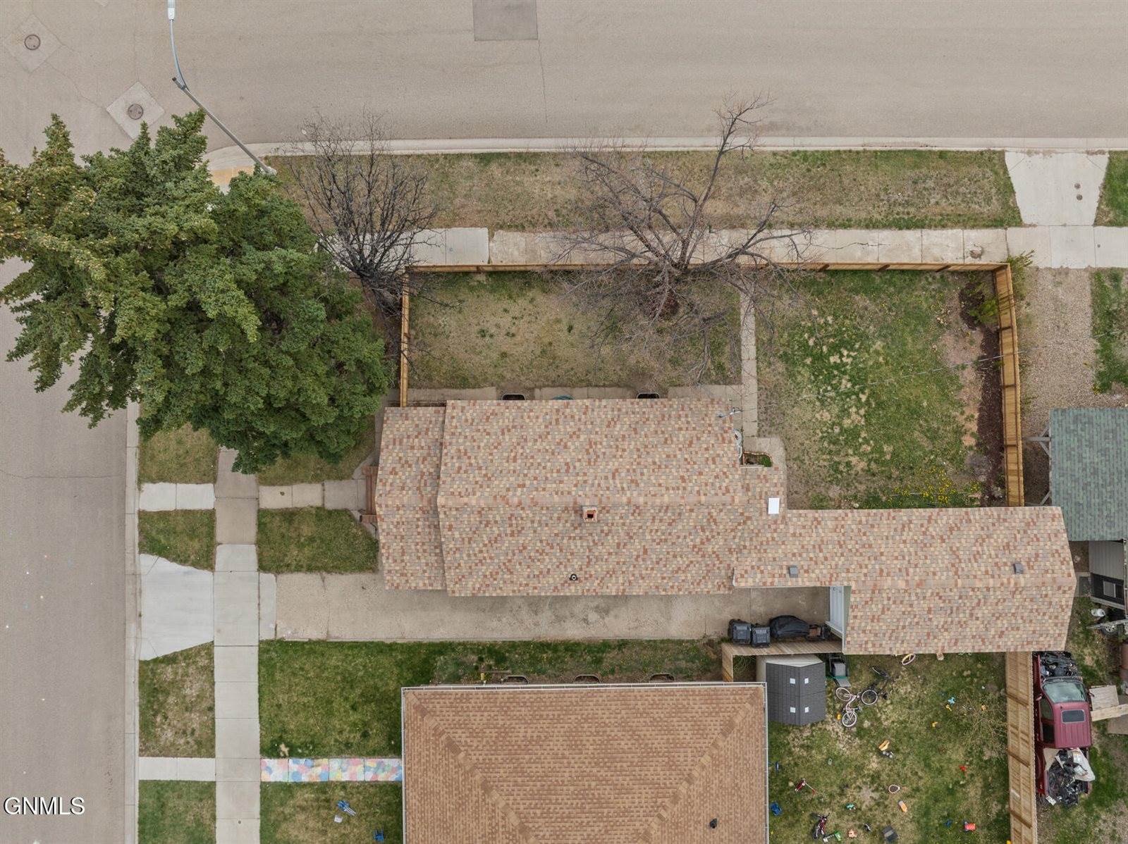 801 3rd Avenue West, Williston, ND 58801