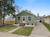 801 3rd Avenue West, Williston, ND 58801