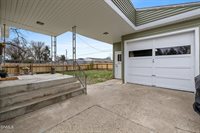 801 3rd Avenue West, Williston, ND 58801