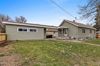 801 3rd Avenue West, Williston, ND 58801
