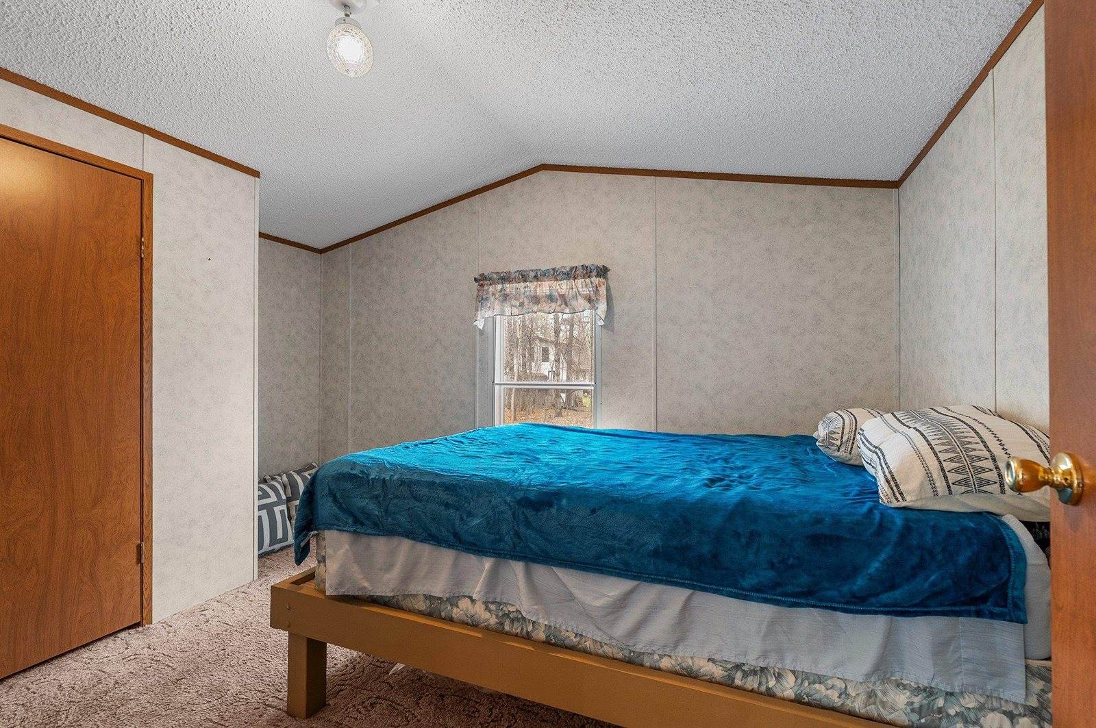 16316 Martin Lane, Crivitz, WI 54114
