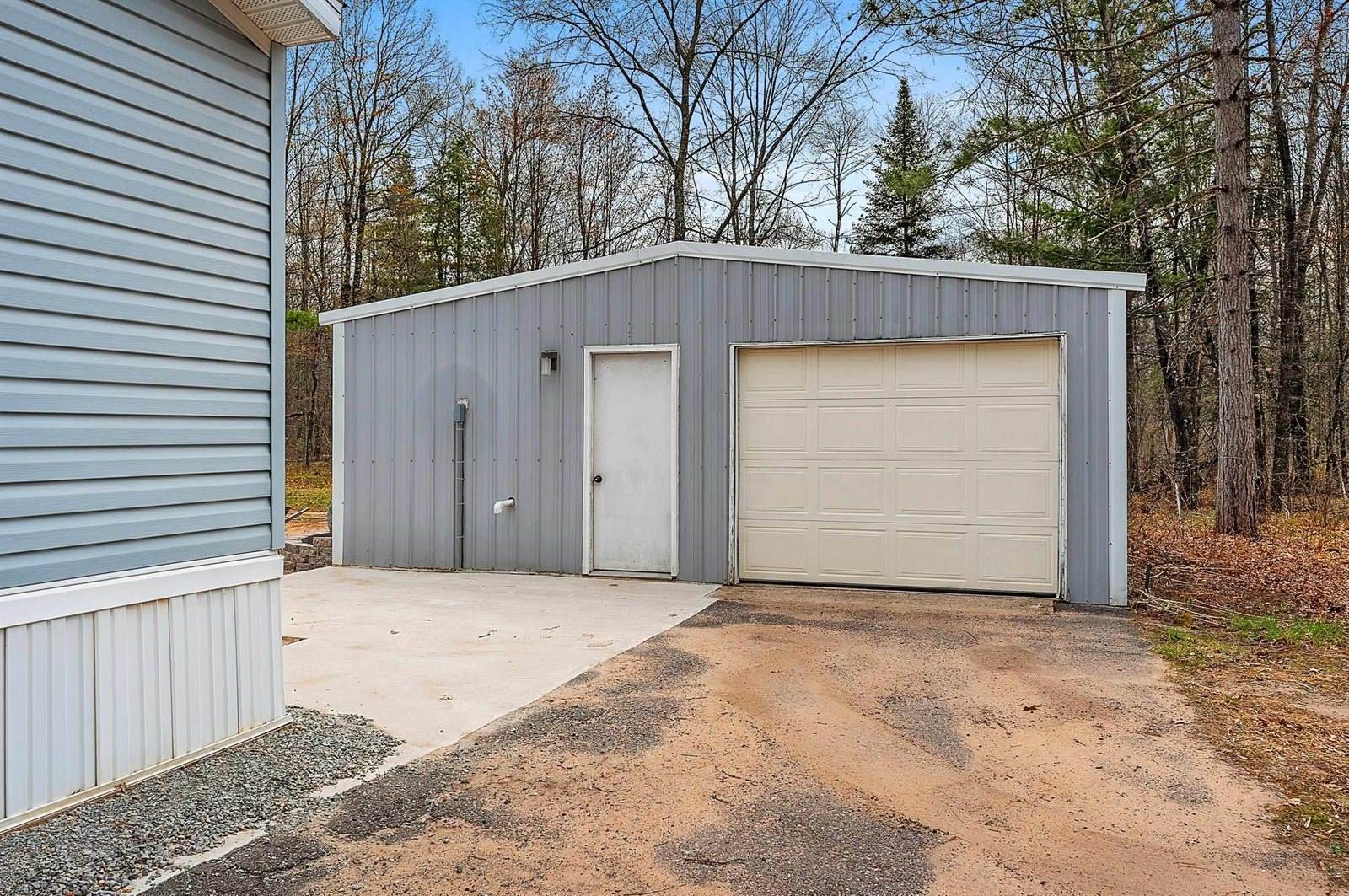 16316 Martin Lane, Crivitz, WI 54114