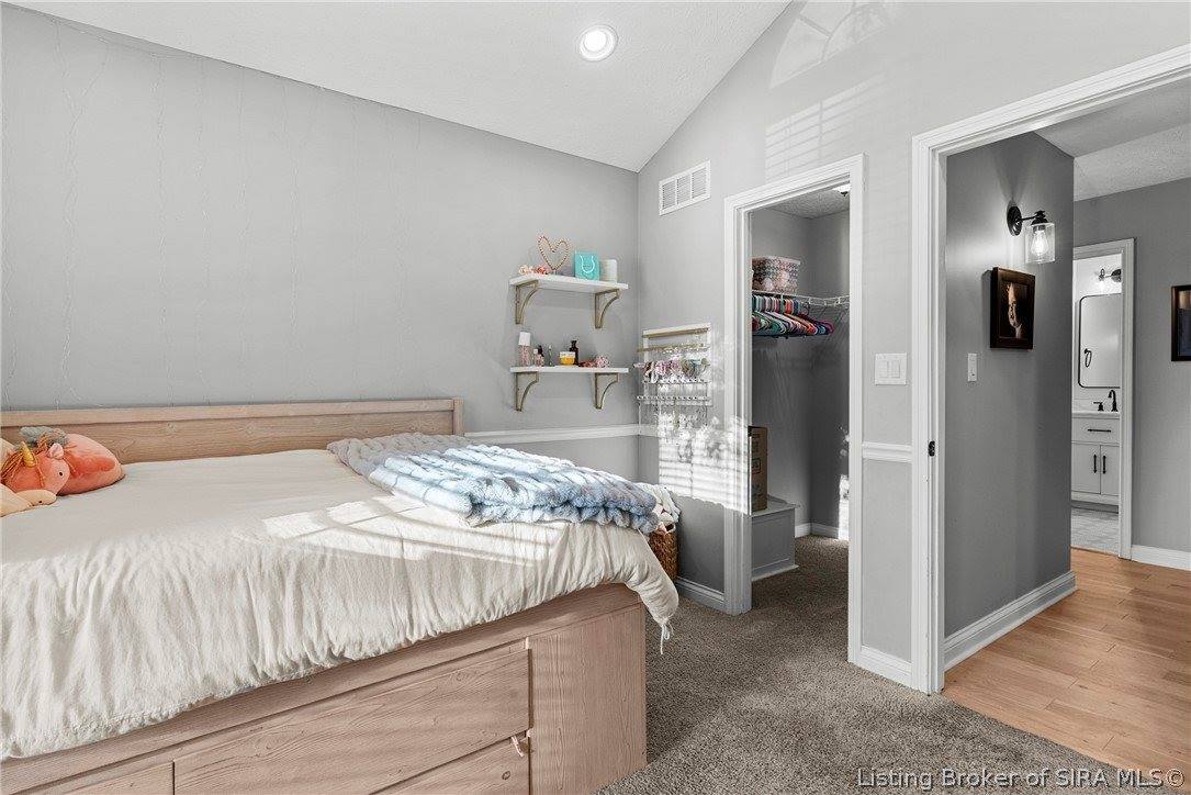 3101 Ambercrest Loop, Jeffersonville, IN 47130