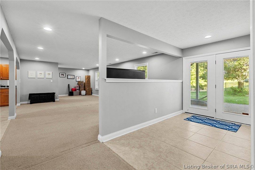 3101 Ambercrest Loop, Jeffersonville, IN 47130