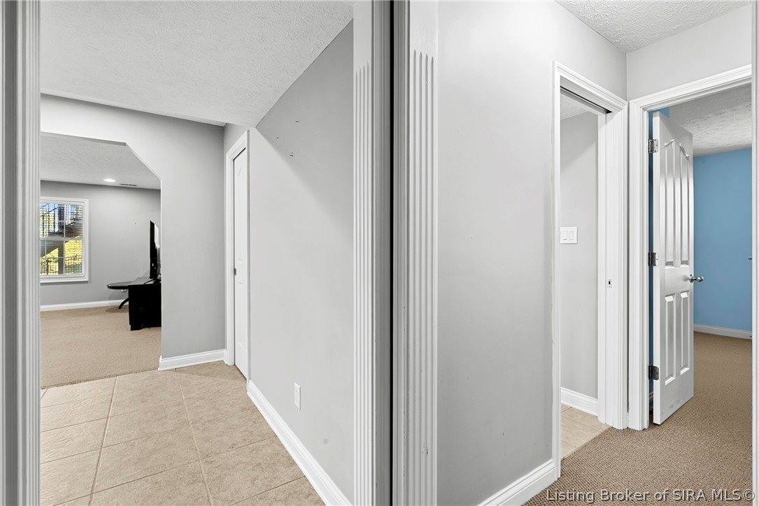 3101 Ambercrest Loop, Jeffersonville, IN 47130