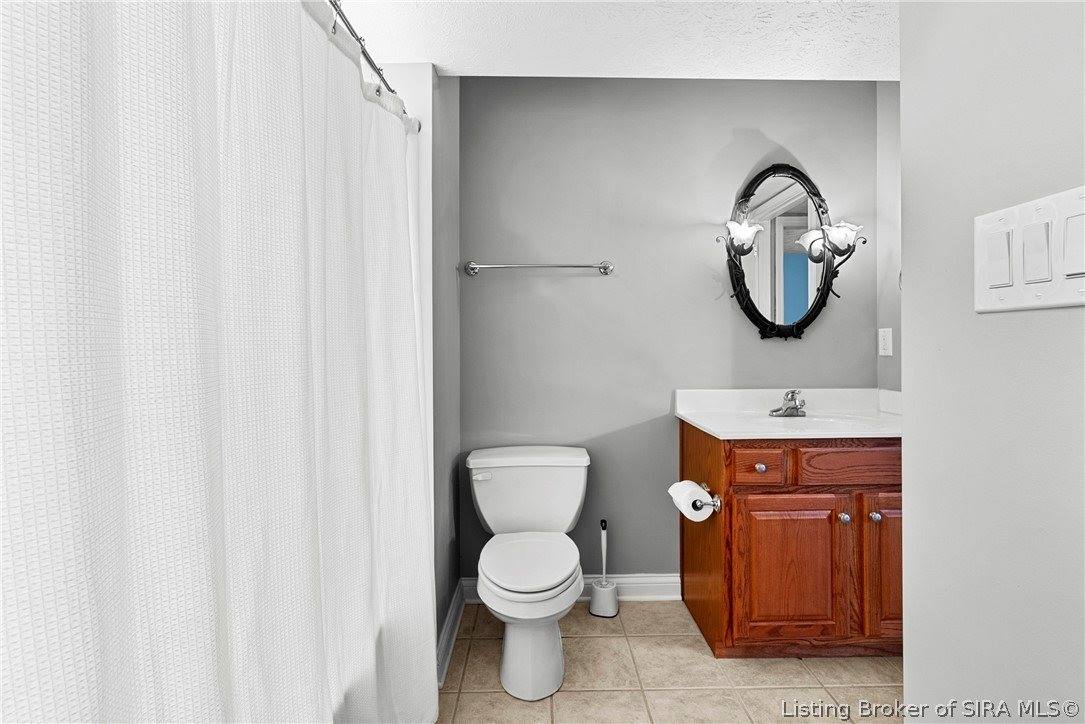 3101 Ambercrest Loop, Jeffersonville, IN 47130