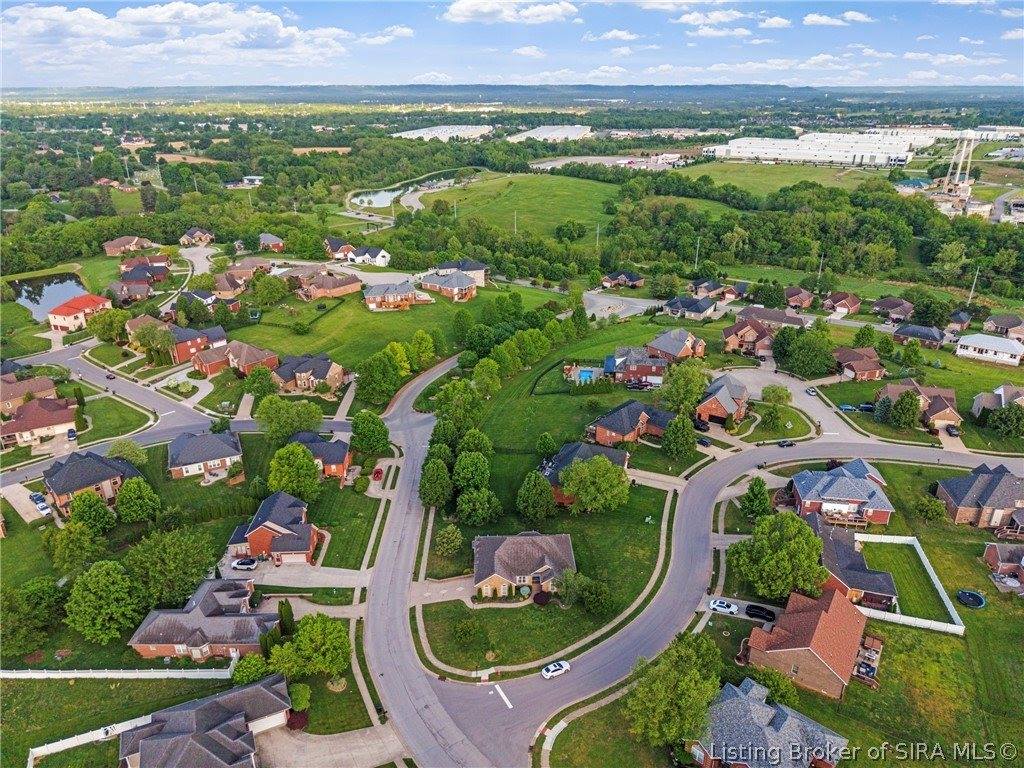 3101 Ambercrest Loop, Jeffersonville, IN 47130