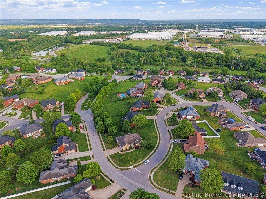 3101 Ambercrest Loop, Jeffersonville, IN 47130