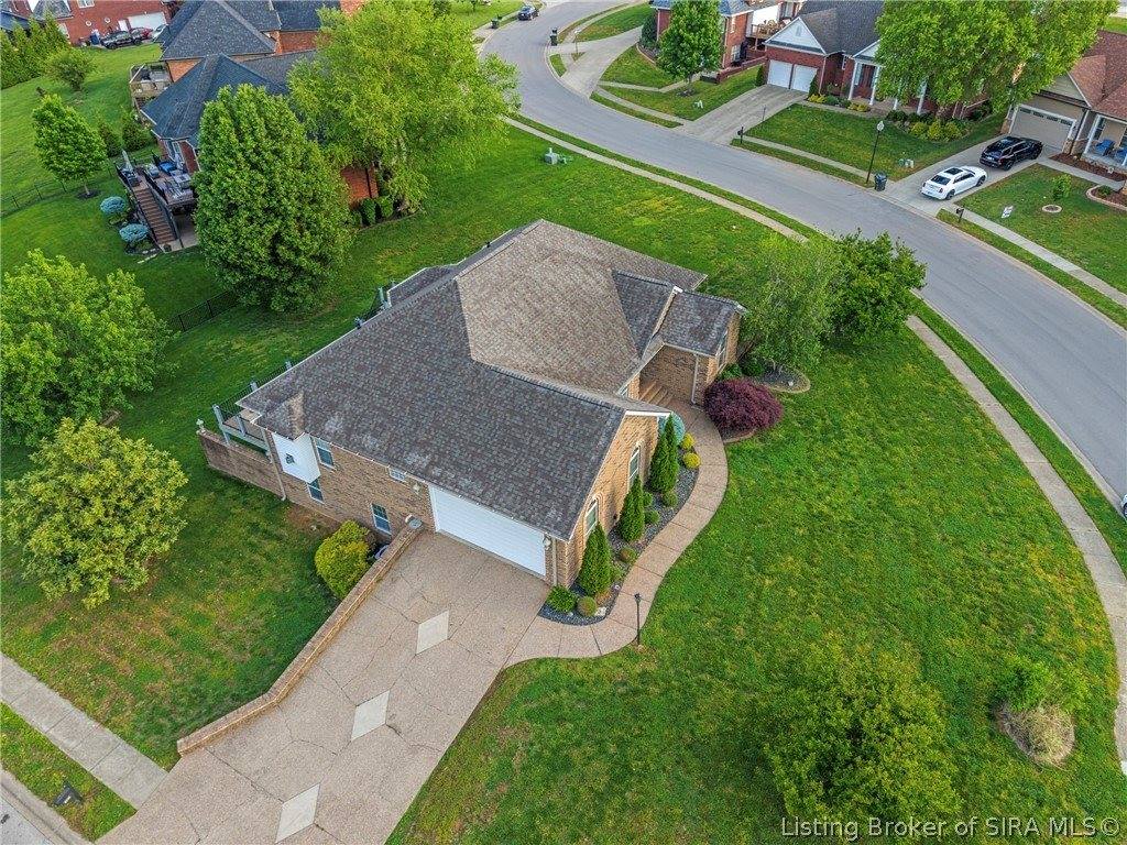 3101 Ambercrest Loop, Jeffersonville, IN 47130