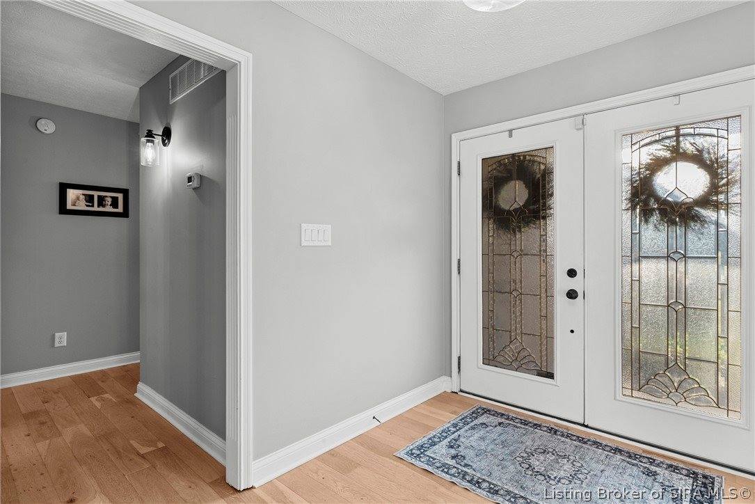 3101 Ambercrest Loop, Jeffersonville, IN 47130