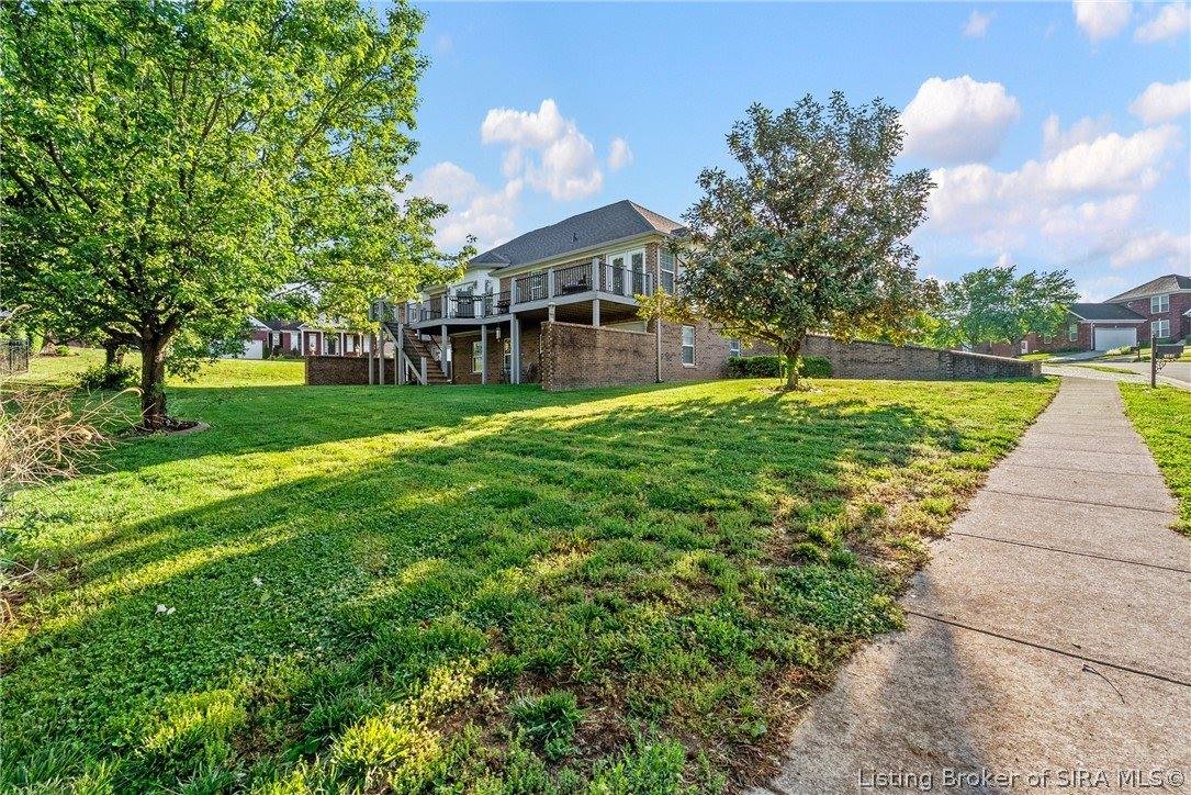 3101 Ambercrest Loop, Jeffersonville, IN 47130