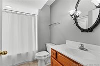 3101 Ambercrest Loop, Jeffersonville, IN 47130