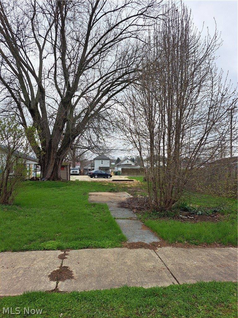 1413 Beckett Avenue, Cambridge, OH 43725