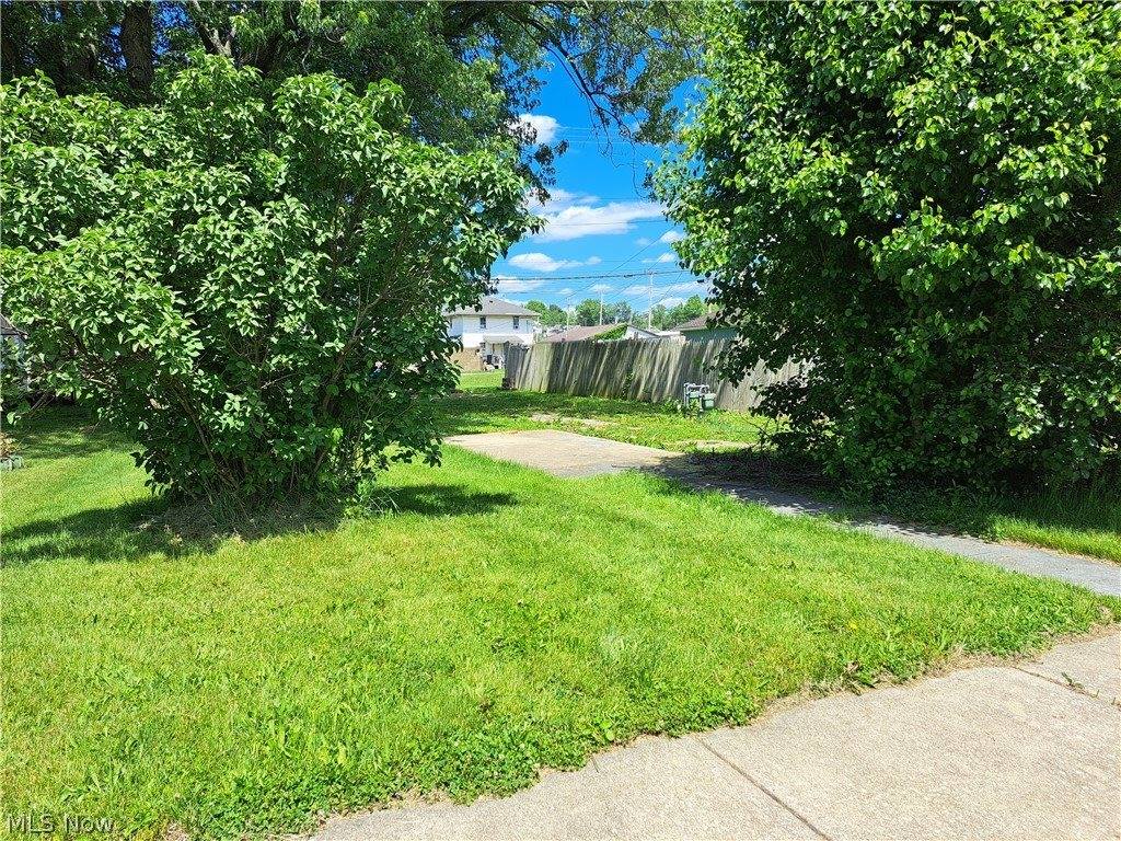 1413 Beckett Avenue, Cambridge, OH 43725