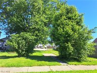 1413 Beckett Avenue, Cambridge, OH 43725