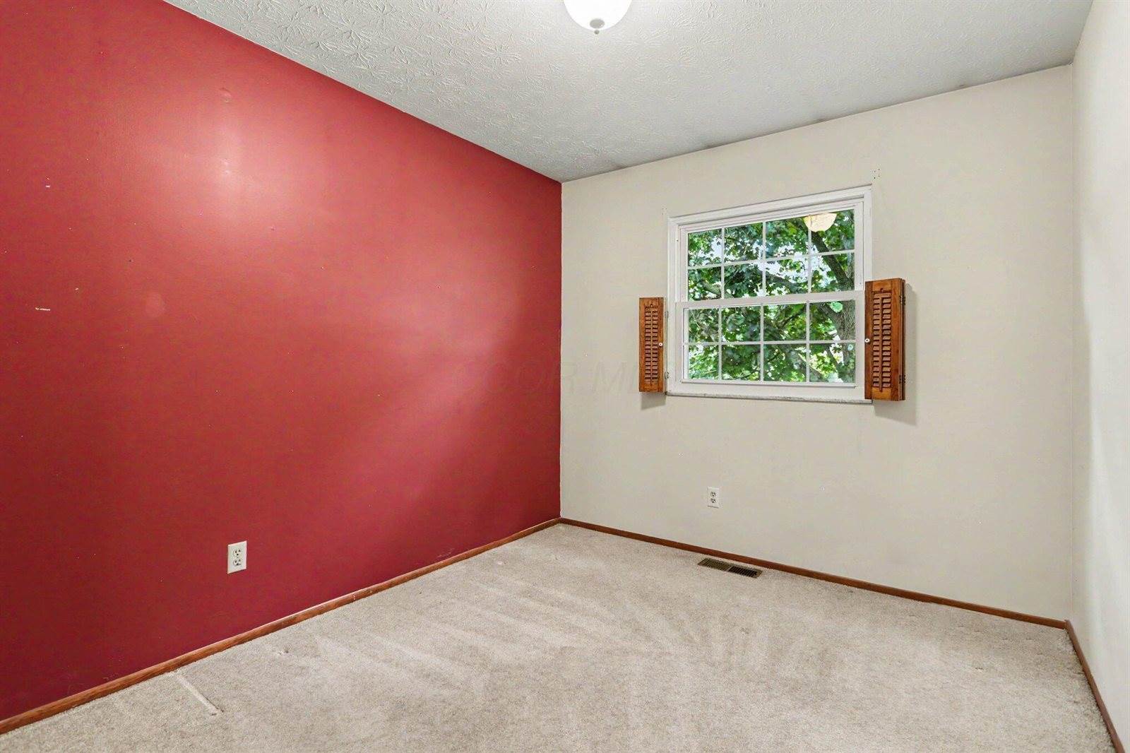5320 Woodglen Road, Columbus, OH 43214