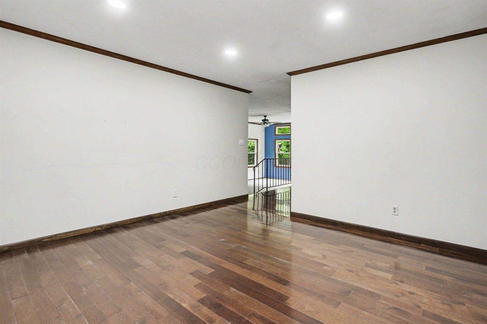 5320 Woodglen Road, Columbus, OH 43214