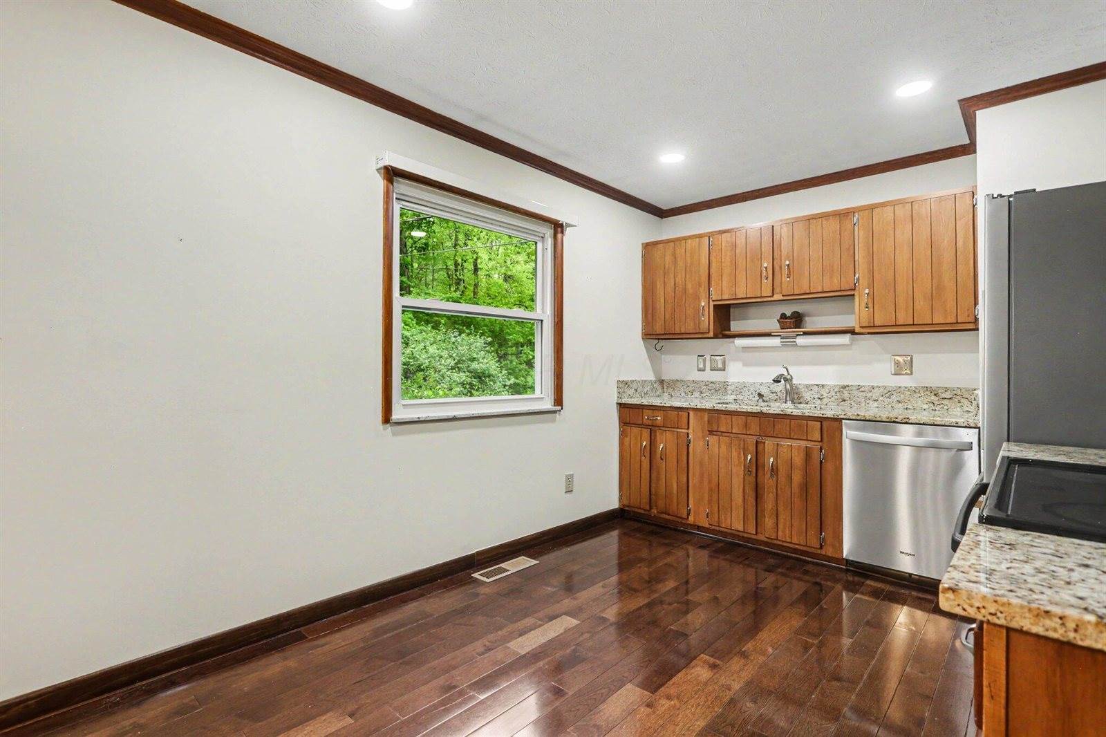 5320 Woodglen Road, Columbus, OH 43214