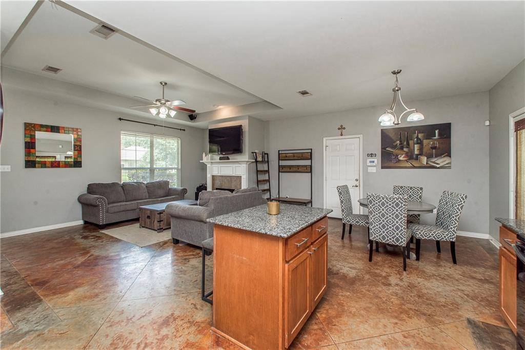 20012 Twin Oaks Drive, Hammond, LA 70403