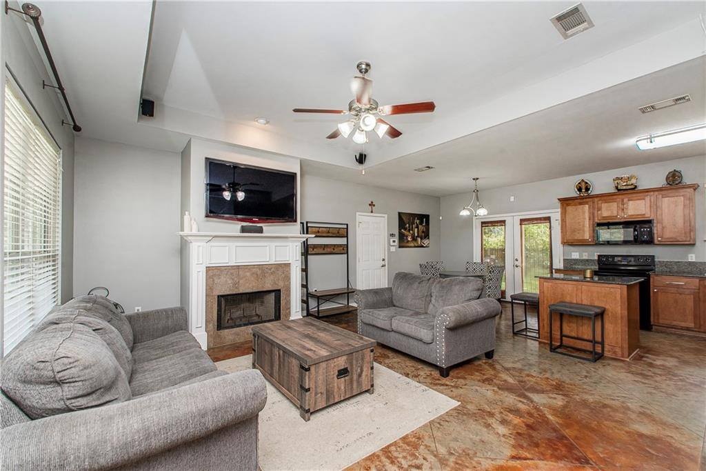 20012 Twin Oaks Drive, Hammond, LA 70403